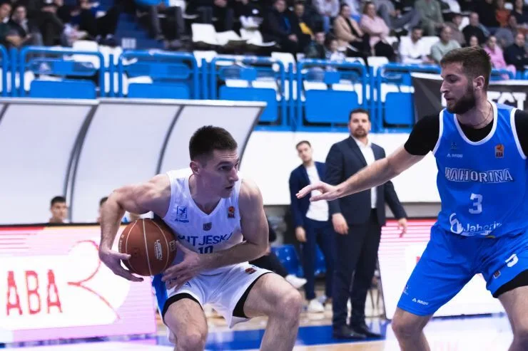 Sutjeska napada polufinale, Sloboda prva prepreka 8 Sutjeska napada polufinale, Sloboda prva prepreka