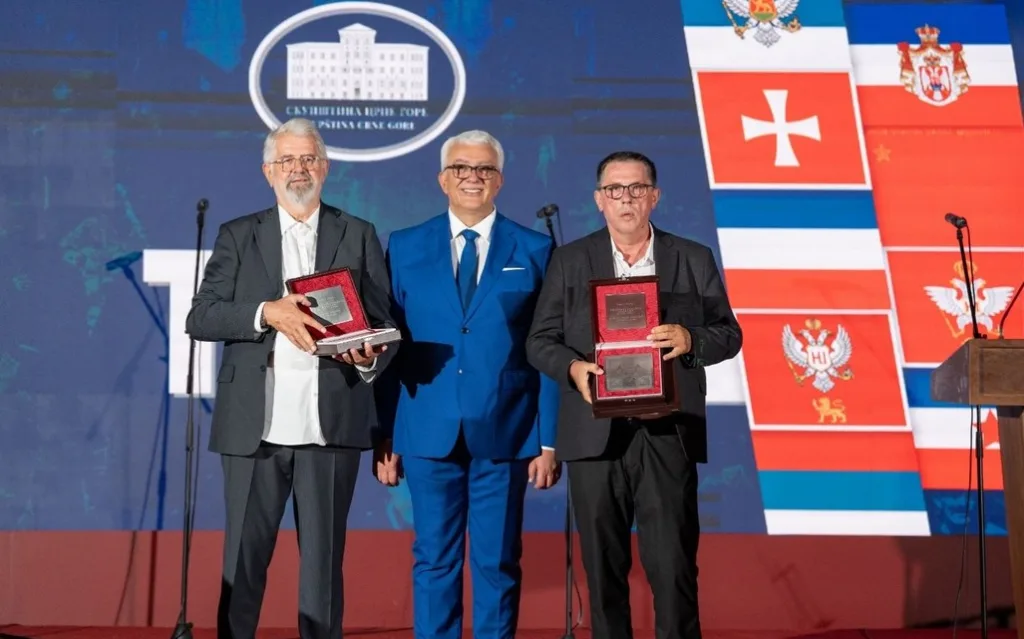 Mandić: Crna Gora mora da bude sinonim za slobodu; Uručene nagrade Vukoviću i Stanišiću
