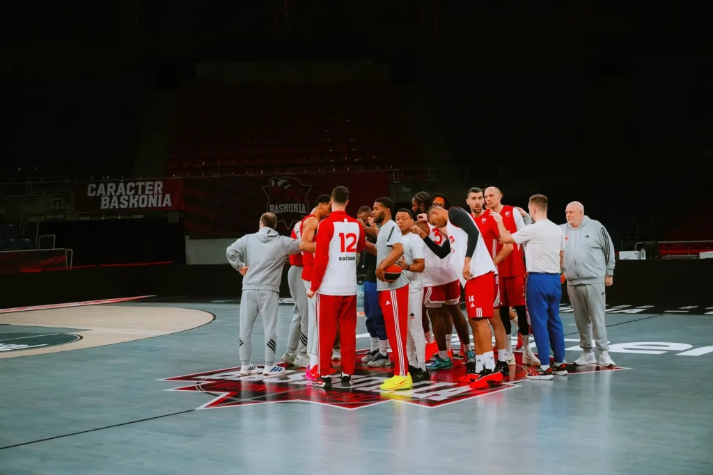 Zvezda nakon velike drame i produžetka osvojila Vitoriju 3 Zvezda nakon velike drame i produžetka osvojila Vitoriju