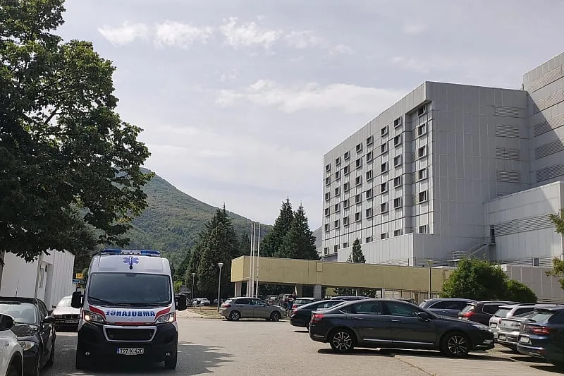 Osmoro djece iz Sarajeva otrovano hranom na školskom izletu, nekoliko njih je završilo u bolnici
