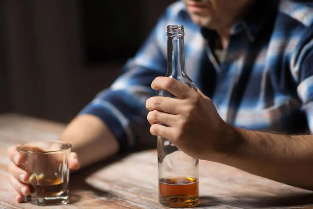 Ministarstvo zdravlja: Alkohol je povezan sa više od 200 bolesti