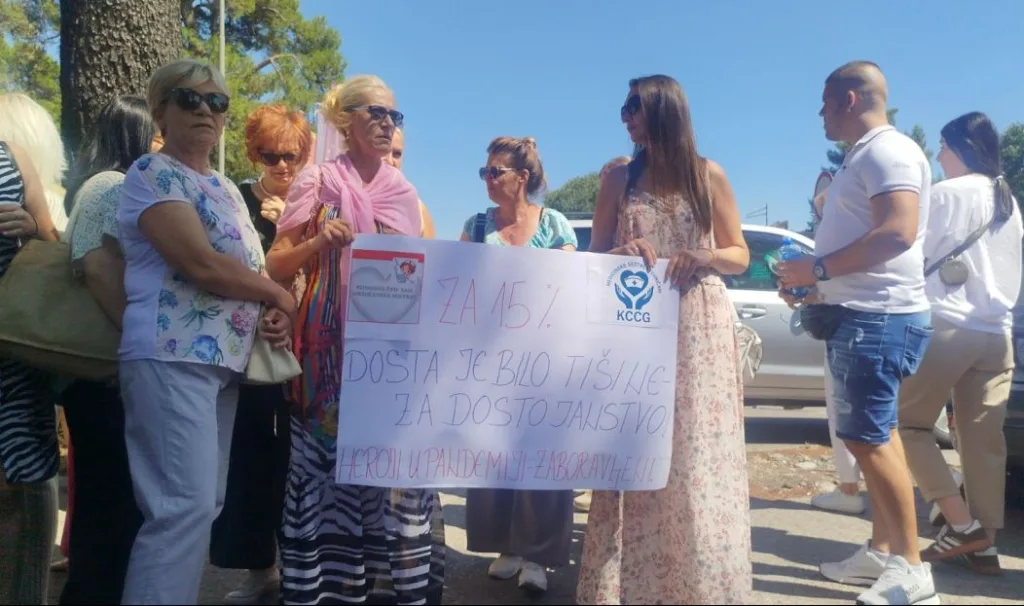 Rašović: Ne tražimo luksuz i privilegije, borimo se za dostojanstvo profesije