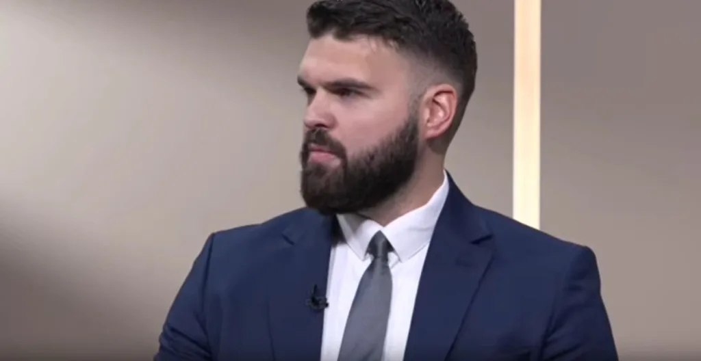 Alternativa: Direktor Uprave za šume Miloš Rajković nije i ne ispunjava uslove za funkciju 5 Alternativa: Direktor Uprave za šume Miloš Rajković nije i ne ispunjava uslove za funkciju