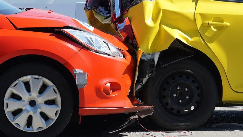 Za 24 sata 17 saobraćajnih nezgoda, poginula jedna osoba