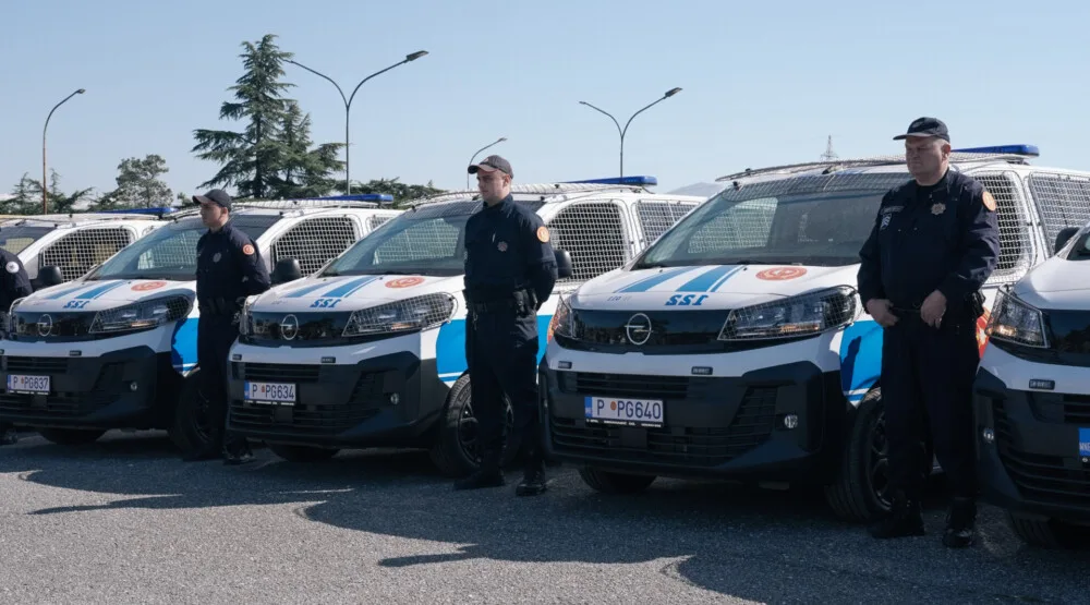Šaranović: Nabavljeno 19 specijalizovanih vozila, nastavljamo da ulažemo u modernizaciju policijskog sistema