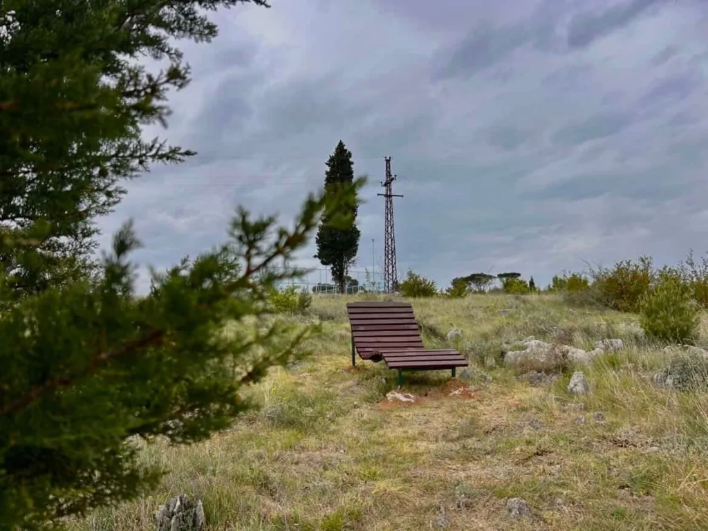 Park šuma Gorica bogatija za novih 14 ambijentalnih klupa 2 606bc3cb 418e 4d54 a5f9 b16504dfe1ce