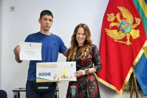 6c42b7ca f7ce 41d7 907c 8f431bf7b27f