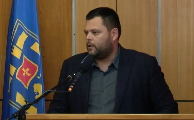 Kovačević: Imam drugačiji emotivni odnos prema 21. maju, ali smo spremni da zajedno sa opozicijom osmislimo program proslave