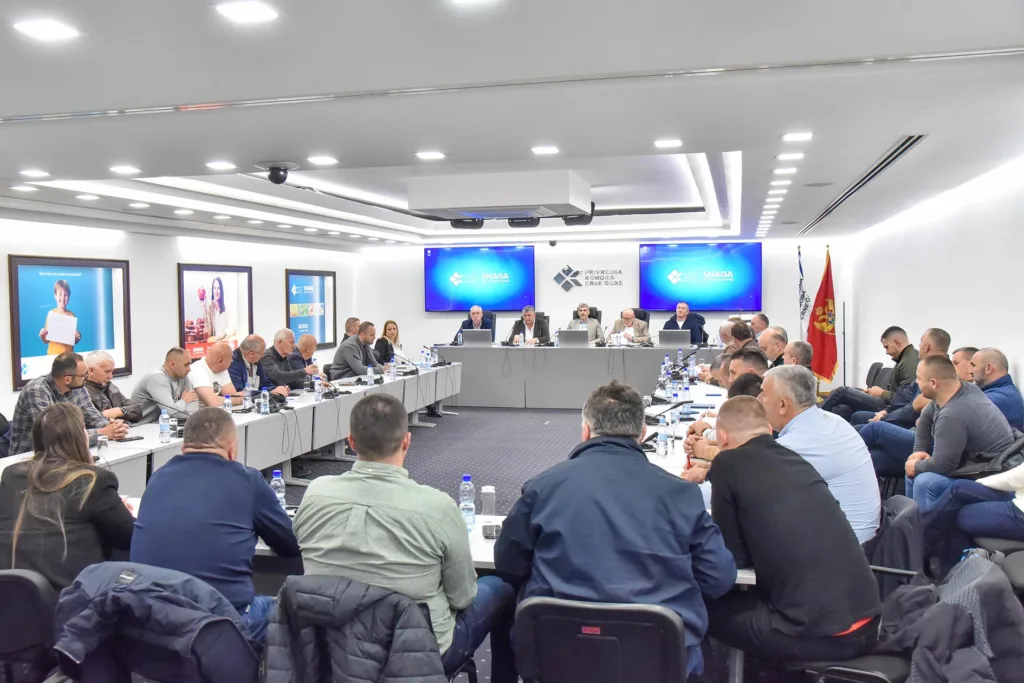 Privrednici zahtijevaju da im se u narednih 15 dana omogući korišćenje šuma