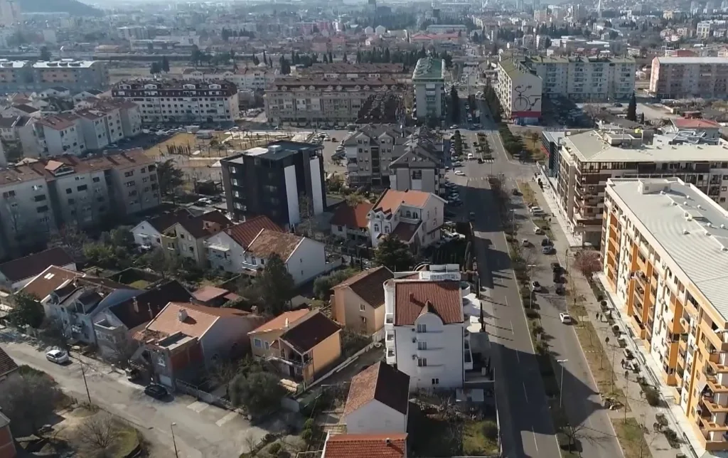 (VIDEO) Radulović: Uskoro rekonstrukcija Ulice Vojislava Grujića, pri kraju tenderska procedura za Ulicu cara Lazara 7 (VIDEO) Radulović: Uskoro rekonstrukcija Ulice Vojislava Grujića, pri kraju tenderska procedura za Ulicu cara Lazara
