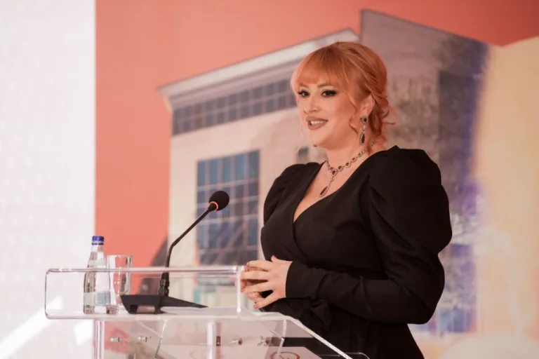 snezanamugosakonferencijaCINMED