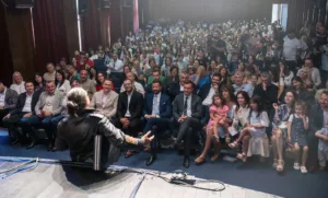 Prvi Međunarodni festival pozorišta za djecu u Danilovgradu; Milatović: Najljepši grad onaj u kojem se čuje dječji smijeh 15 Prvi Međunarodni festival pozorišta za djecu u Danilovgradu; Milatović: Najljepši grad onaj u kojem se čuje dječji smijeh