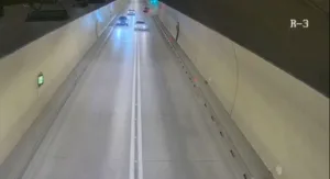 (VIDEO) Bar: Sankcionisana dva vozača zbog počinjenih više saobraćajnih prekršaja; jedno lice vršilo preticanje u tunelu 11 (VIDEO) Bar: Sankcionisana dva vozača zbog počinjenih više saobraćajnih prekršaja; jedno lice vršilo preticanje u tunelu