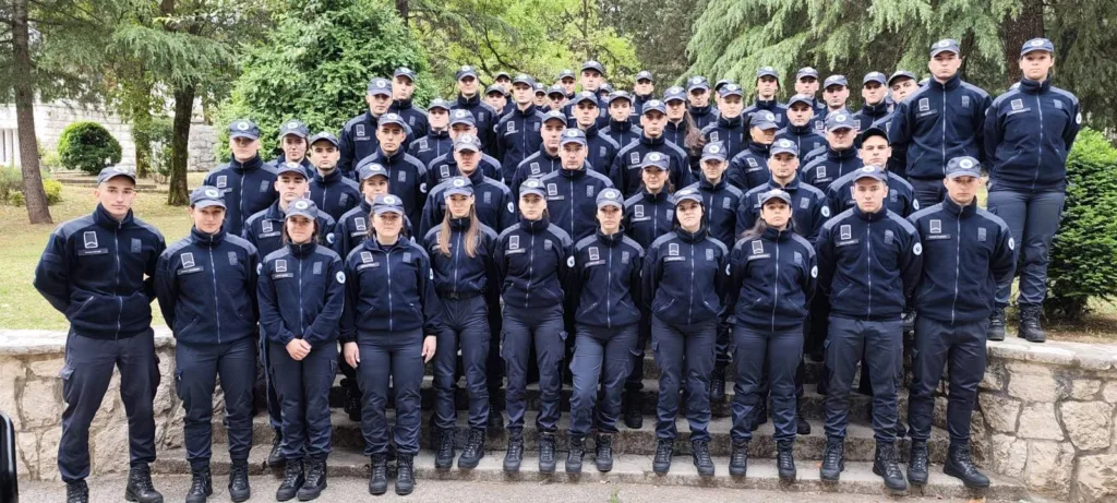 Polaznici Policijske akademije učestvovali u akciji dobrovoljnog davanja krvi