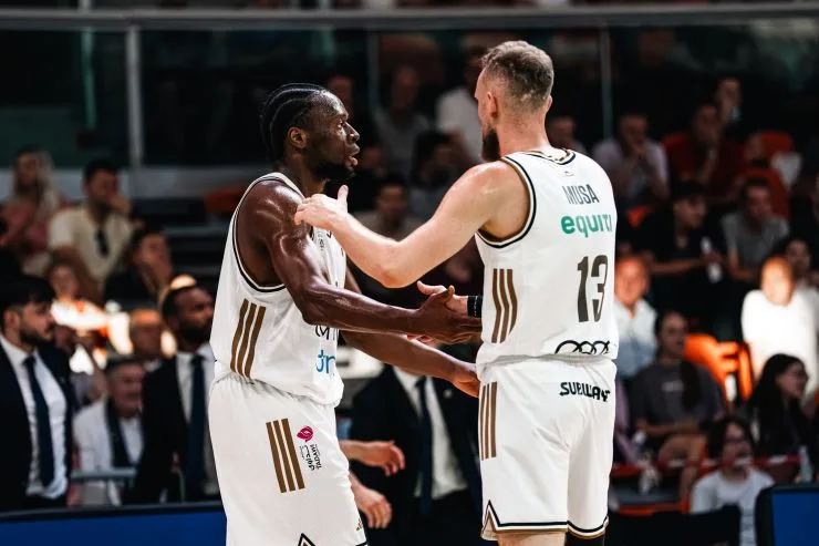 UŽIVO Dubai - Budućnost 54:39 (poluvrijeme) 2 Dubai Musa Dubai Basketball