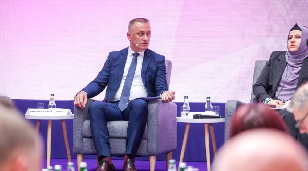 Gutić u Beogradu: Demografski preokret moguć samo kroz kvalitet života i sigurnost mladih