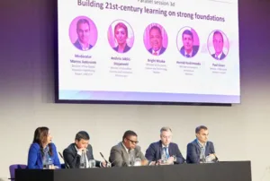 Jaksic Stojanovic na panelu u Londonu foto MPNI