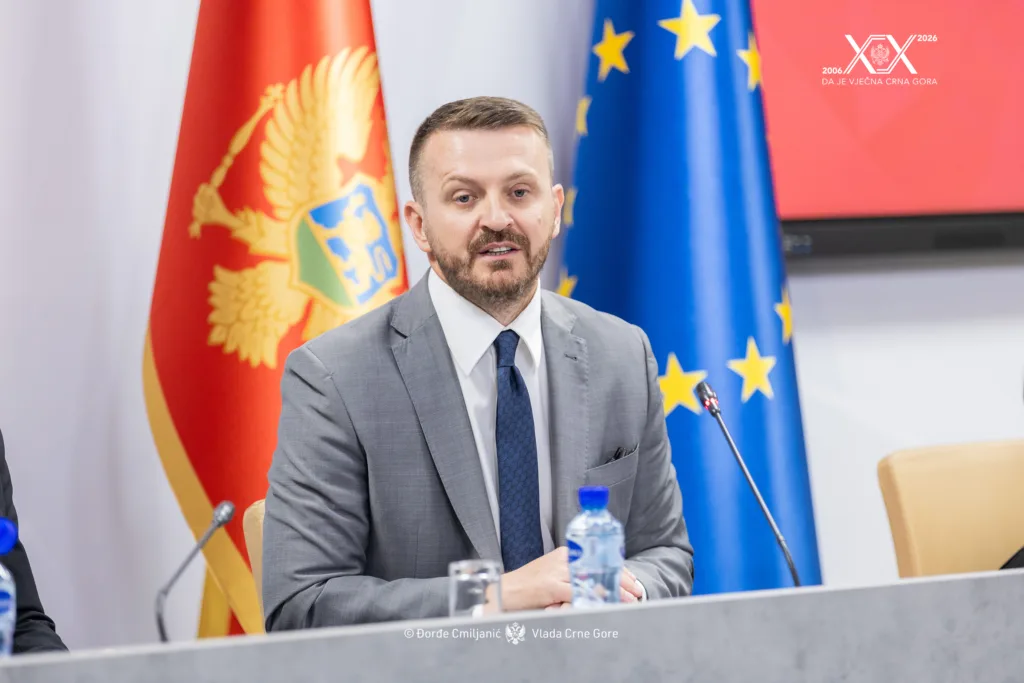 Dukaj: Predlog zakona o lokalnoj samoupravi jedan od najvažnijih refomskih akata 15 Dukaj: Predlog zakona o lokalnoj samoupravi jedan od najvažnijih refomskih akata