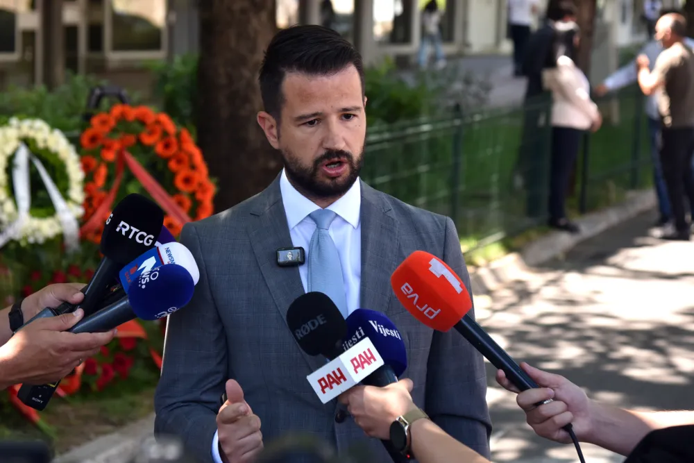 Milatović poručio VDT-u: Ako ne možete da isporučite pravdu u slučaju Jovanović, napustite funkcije 1 O 961241 1000