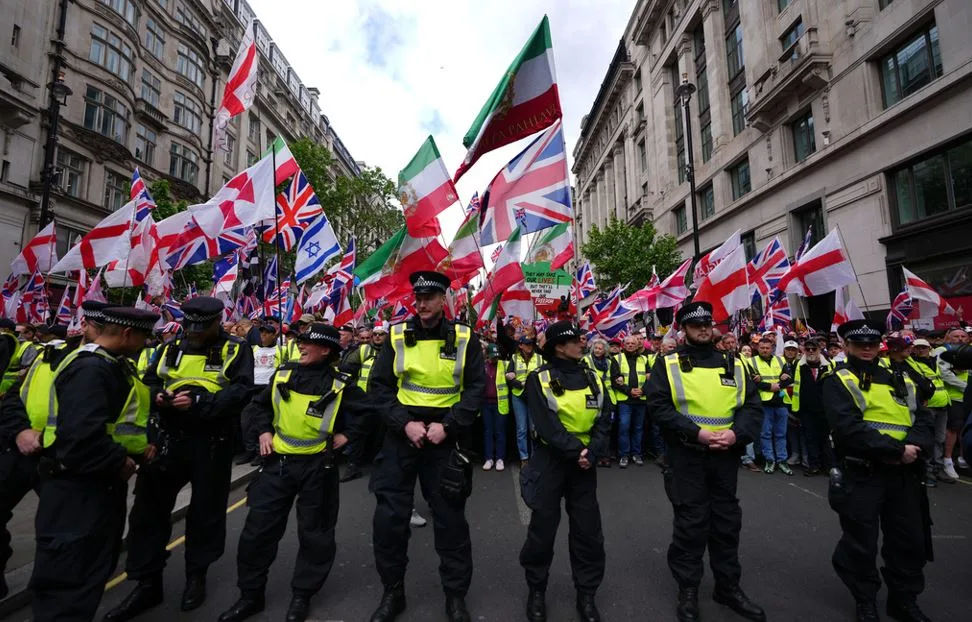 Masovni protesti u Londonu – sukob stavova o Palestini, migracijama i budućnosti Britanije