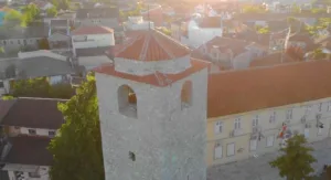Sat kula Stara varos foto tvpg