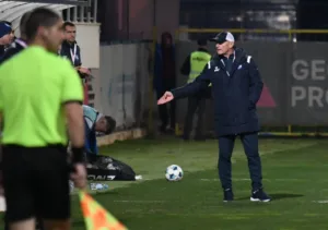 Stešević još godinu dana na klupi Mornara