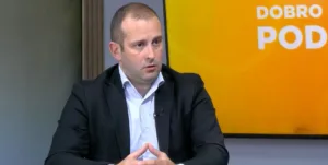 (VIDEO) Babović: Podgorica je danas uređenija i bolja za život nego prije, očekuje nas nastavak razvoja grada 2 (VIDEO) Babović: Podgorica je danas uređenija i bolja za život nego prije, očekuje nas nastavak razvoja grada