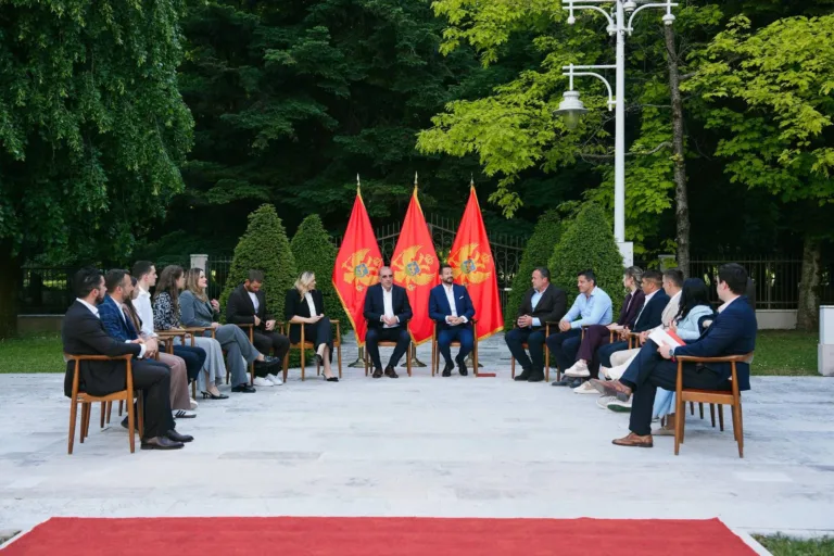 Milatović sportistima: Nosili ste ime Crne Gore tamo gdje stižu samo najbolji 27 Milatović sportistima: Nosili ste ime Crne Gore tamo gdje stižu samo najbolji