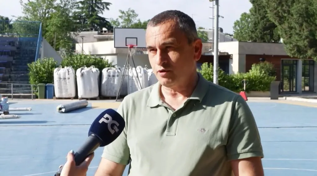 (VIDEO) Ivanović: Stadion malih sportova uskoro u novom ruhu, krajem sljedeće nedjelje nova podloga za mali fudbal 1 miljan ivanovic foto RTV PG