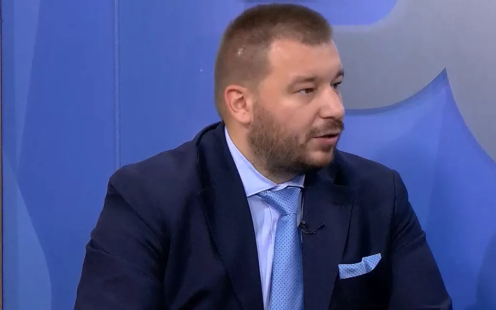 milos krstovicc 1