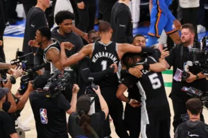 San Antonio u finalu nakon 12 godina, Oklahoma ostala bez krune 3 San Antonio u finalu nakon 12 godina, Oklahoma ostala bez krune