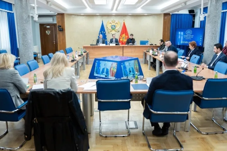 Odbor za ekonomiju danas o kreditnom zaduženju EPCG