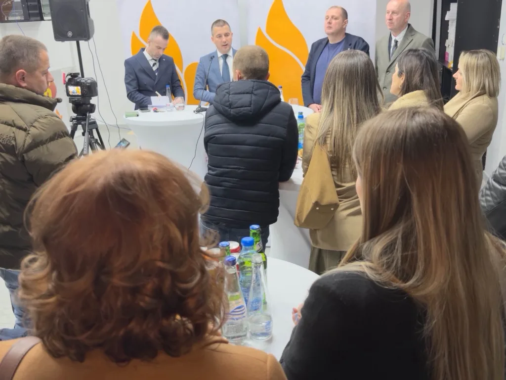 Bečić: Oni koji su decenijama živjeli od podjela pokušavaju da vrate Crnu Goru u prošlost, jer u budućnosti nemaju šta da ponude
