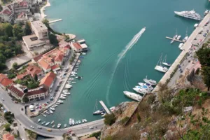 vivolino kotor 812818 600x900
