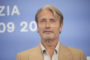 Mads Mikelsen: Rad sa Skorsezeom jedno od najvažnijih iskustava u karijeri 2 Mads Mikelsen: Rad sa Skorsezeom jedno od najvažnijih iskustava u karijeri