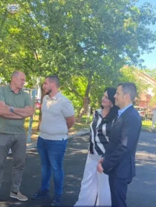 Mujović danas obišao radove na izgradnji sportskih poligona u OŠ „Branko Božović“, vrijednost investicije oko 40.000 eura
