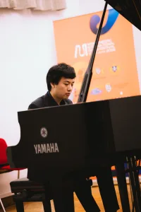 Yuanfan Yang oduševio publiku u Kotoru, Montenegro International Piano Festival završava gala koncertom Andreya Gugnina 3 Yuanfan Yang oduševio publiku u Kotoru, Montenegro International Piano Festival završava gala koncertom Andreya Gugnina