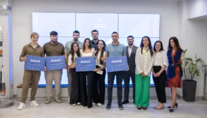 „BloomPulse“ najbolja studentska startup ideja, nagrada srednjoškolkama za projekat Topla priča
