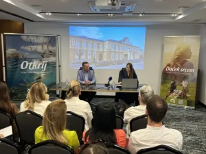 Nacionalna turistička organizacija Crne Gore predstavila ljetnju turističku ponudu u Novom Sadu