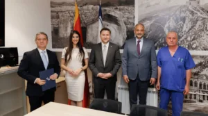 KCCG dobio ginekološku stolicu prilagođenu ženama sa invaliditetom 3 KCCG dobio ginekološku stolicu prilagođenu ženama sa invaliditetom