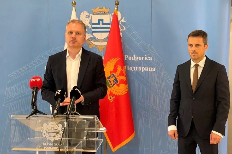 Perić i Mujović: Dogovor o daljem funkcionisanju postignut, politička nesaglasja ostaju