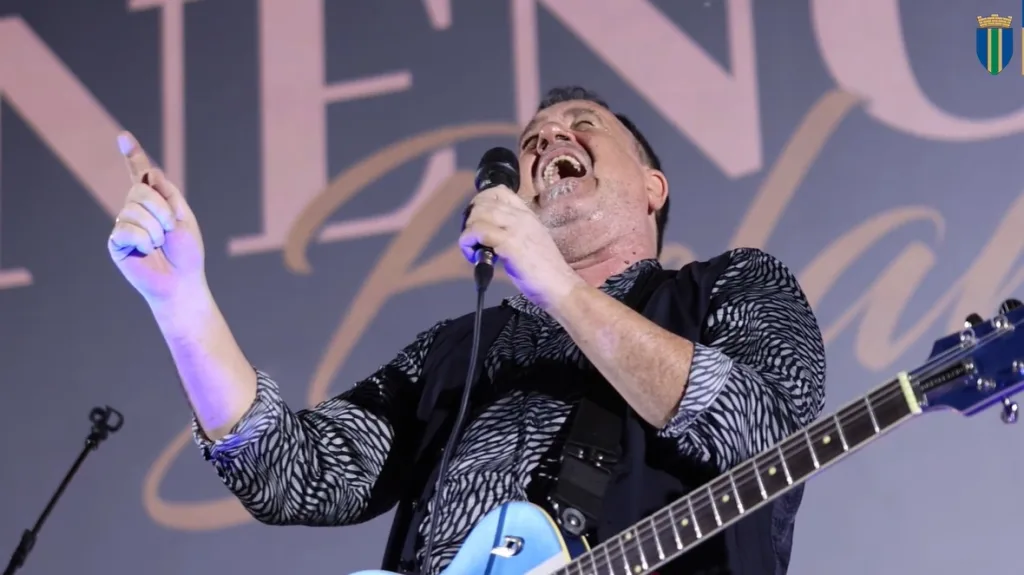 Opština Bar: Neno Belan nastavio muzički hepening u Baru; Ljetnja scena u znaku rok muzike 3 Opština Bar: Neno Belan nastavio muzički hepening u Baru; Ljetnja scena u znaku rok muzike