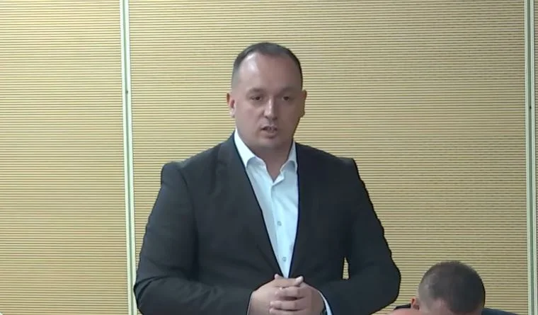 (UŽIVO) Mujović: DNP sve ovo radi jer mora da vraća dugove; Mićović: DNP vraća na mala vrata DPS u vlast 4 Vladimir Bulatovic foto ss yt