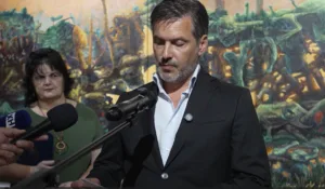 (VIDEO) Izložba radova Ivana Đurišića: Dijalog sa prostorom i tradicijom