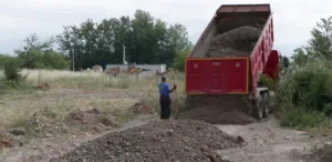 (VIDEO) Putevi od danas u Botunu: Kreće sanacija 15 kilometara saobraćajnica u skladu sa dogovorom sa mještanima; Zečević: Kraj radova najkasnije za 30 dana