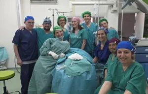 Svjetska priča crnogorske dječje urologije: Operisana najteža anomalija u dječjoj hirurgiji 3 Svjetska priča crnogorske dječje urologije: Operisana najteža anomalija u dječjoj hirurgiji