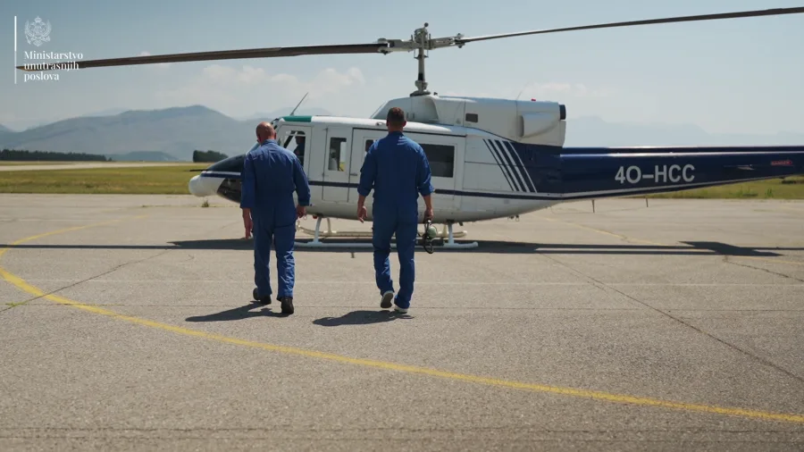 Prinudno slijetanje helikoptera MUP-a kod Gusinja, posada bezbjedno prizemljila letjelicu 1 Prinudno slijetanje helikoptera MUP-a kod Gusinja, posada bezbjedno prizemljila letjelicu