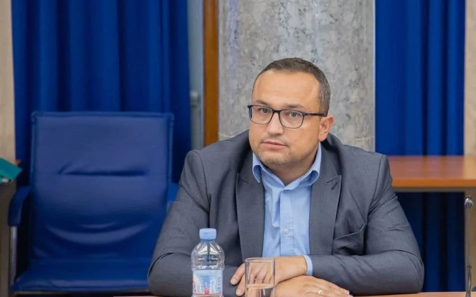 Ćeman: Ponovo ćemo pokrenuti temu o dodjeli stanova, država oštećena za 25 miliona eura