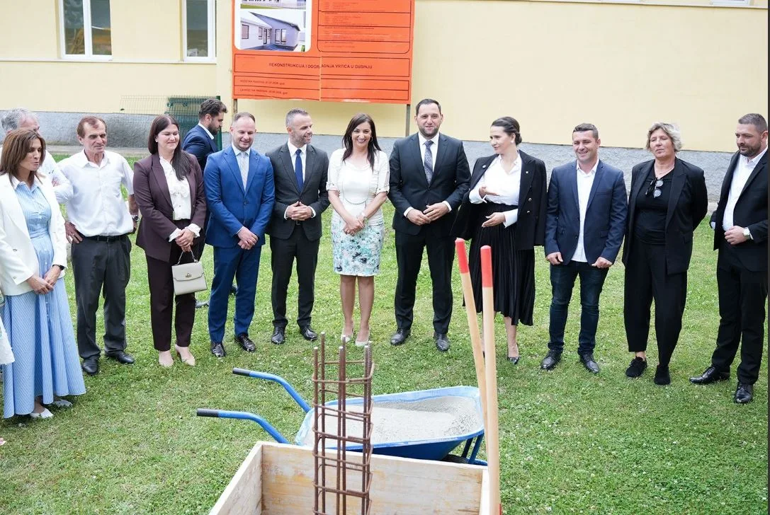 Položen kamen temeljac za vrtić u Gusinju
